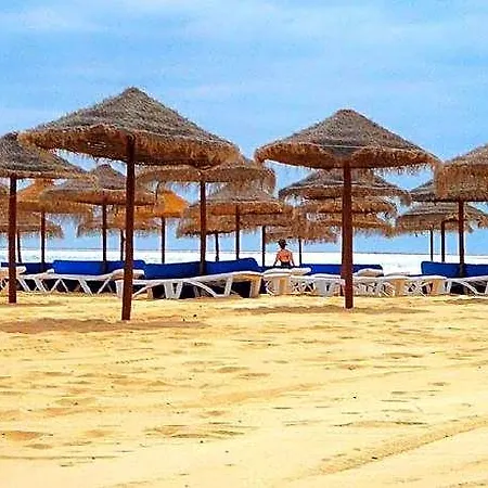 Quarteira Beach Apartment فندق